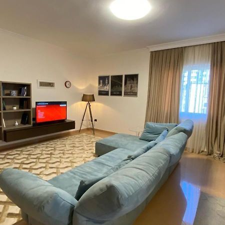 Villa Chaplin Tirana Exterior foto